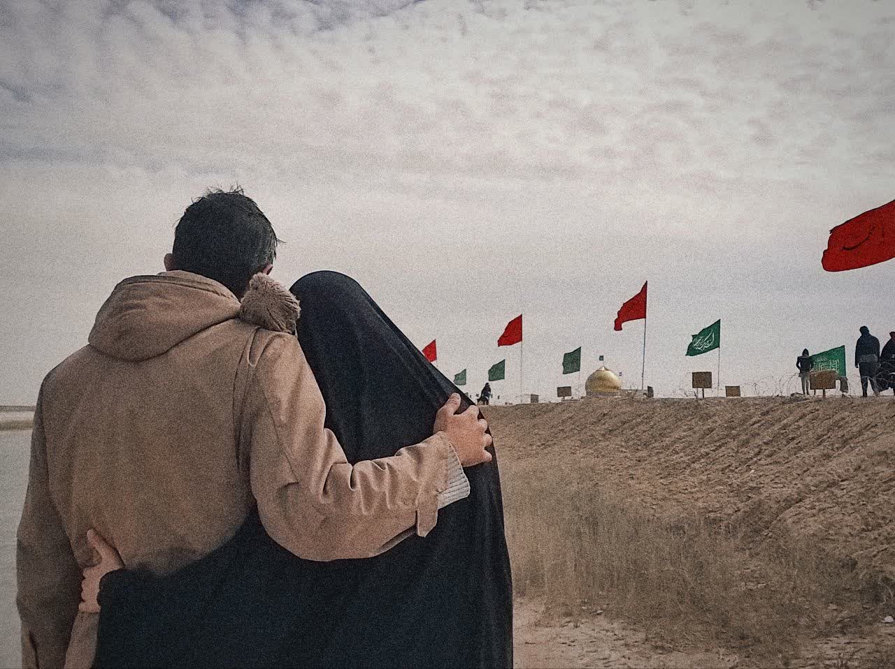 ما سه بار باهم راهیان نور رفتیم. بار اولش هم را نمی‌شناختیم. بار دوم هم را می‌شناختیم، ولی ازدواجمان به دلایلی ممکن نبود. بار سوم، ازدواج کرده بودیم... این بار سوم است.