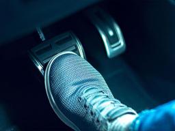 سیستم ترمز خودرو چگونه کار می کند