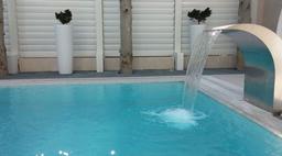 مراحل ساخت استخر روی سطح زمین | مزایا و معایب