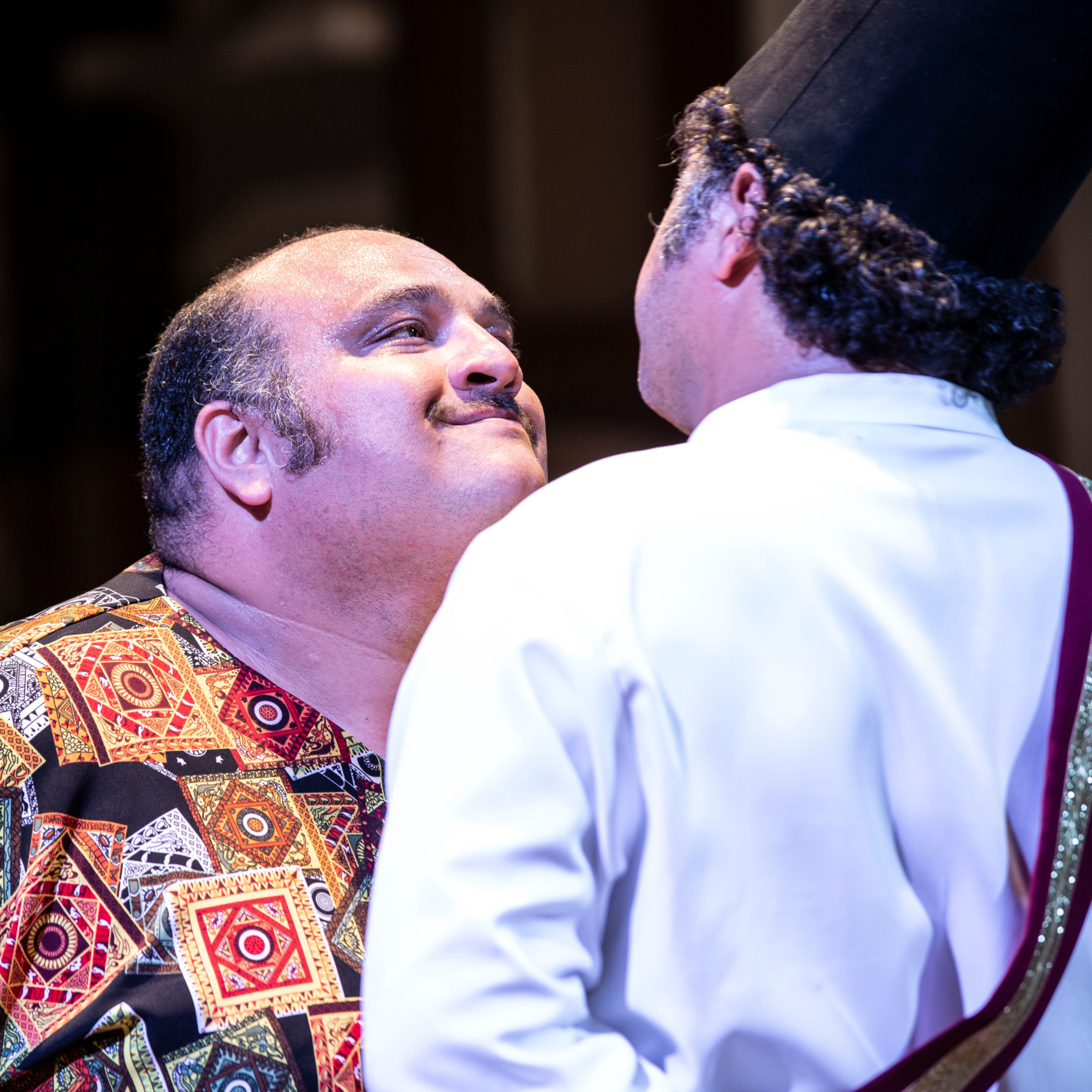 نمایش کمدی شهر غصه آرمان بزرگ زاده