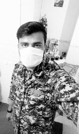 ماهم میتوانیم سردار سلیمانی دیگر باشم