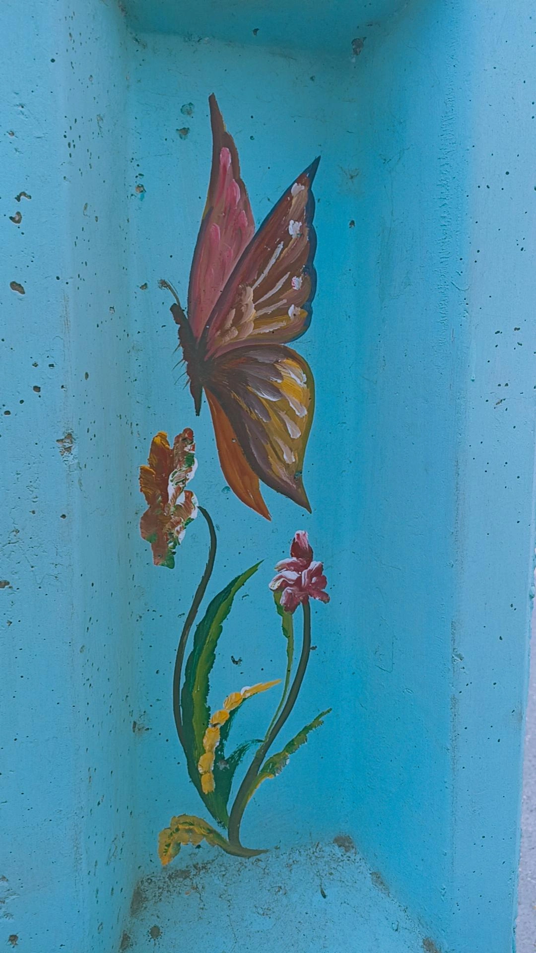 هر کدومشم با اون یکیش فرق داره:)