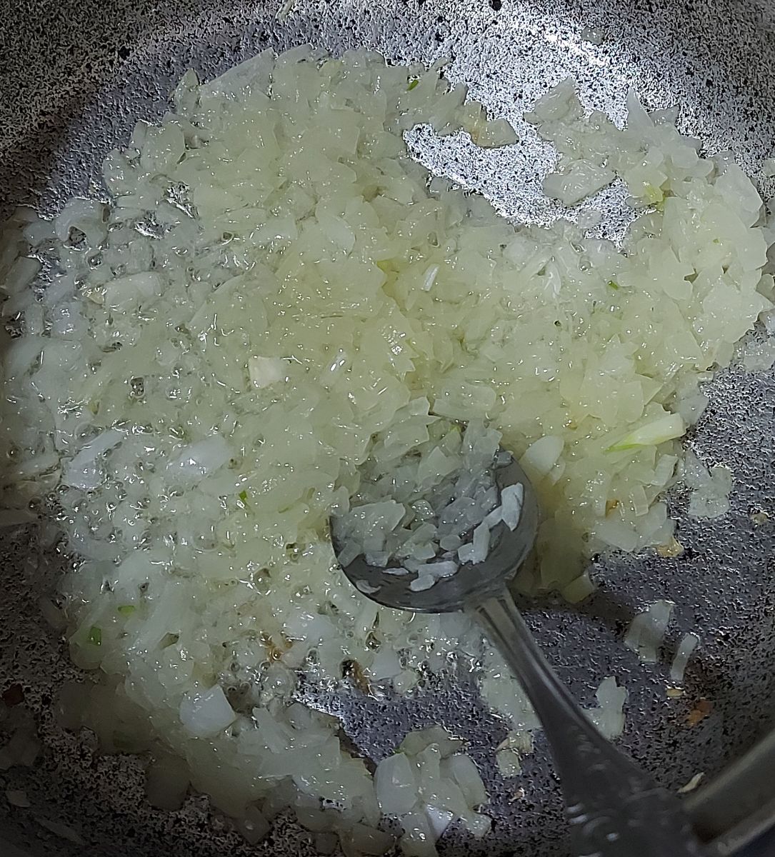 پیاز طلایی و پخته شده