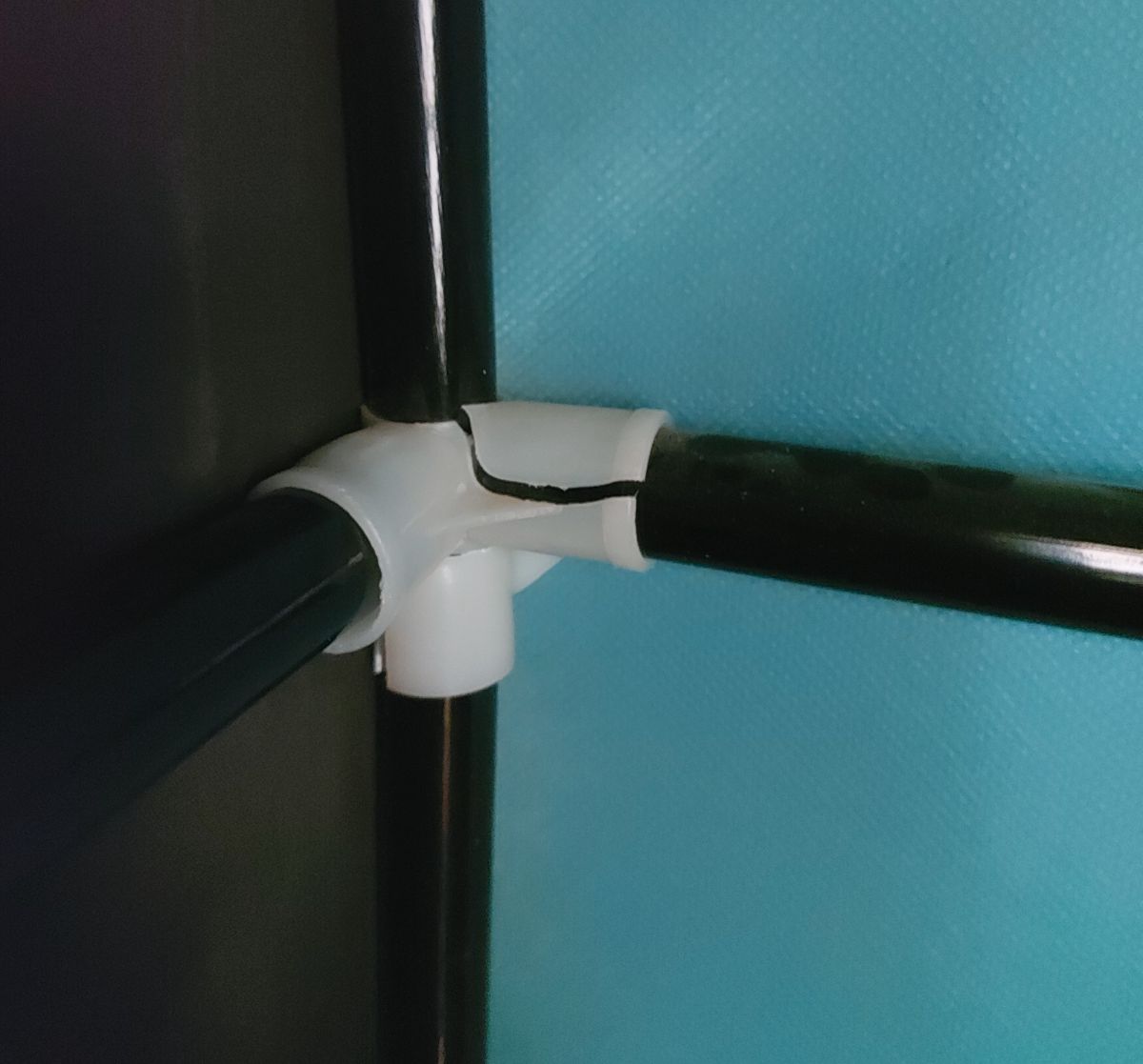 کمد لباس پاره