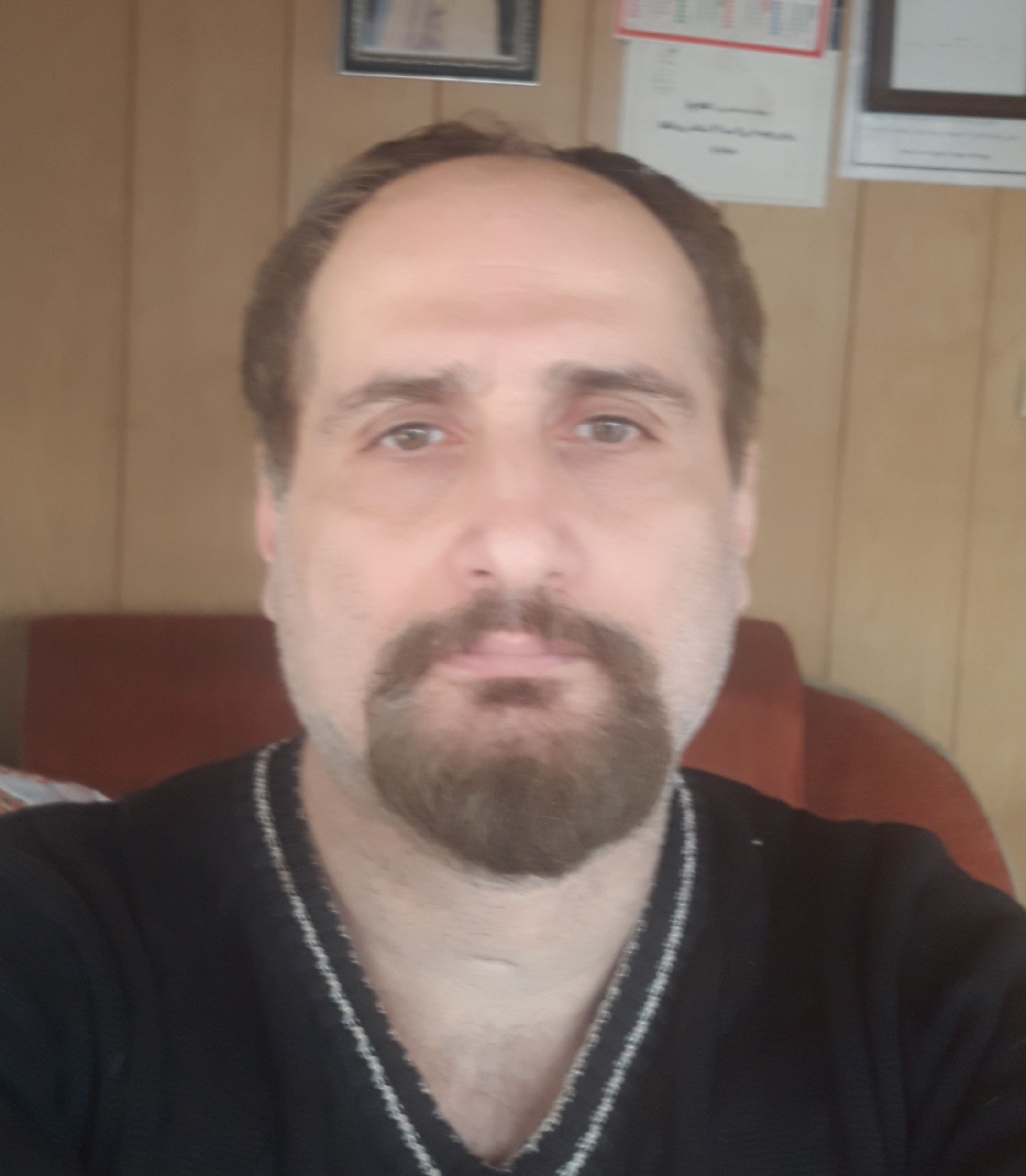 نقاش لبخند ها