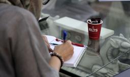 نمره Listening آیلتس خود را بهبود ببخشید و نمره بالا کسب کنید