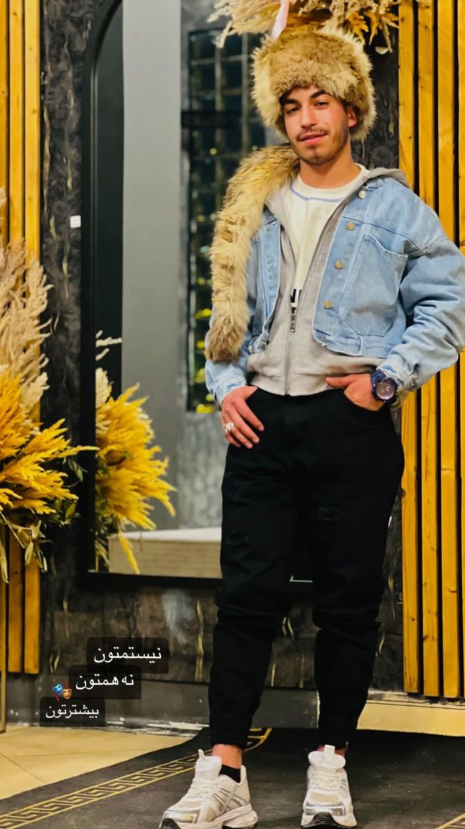 علیرضا کمال 