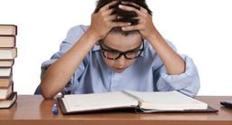 چه بخوریم تا در امتحانات نتیجه بهتری کسب کنیم