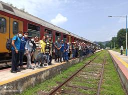 تور یک روزه قطار جنگل و آبشار شیرگاه