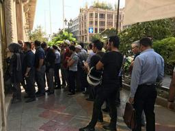 آیا خرید دلار 22 هزار تومانی منطقی است؟