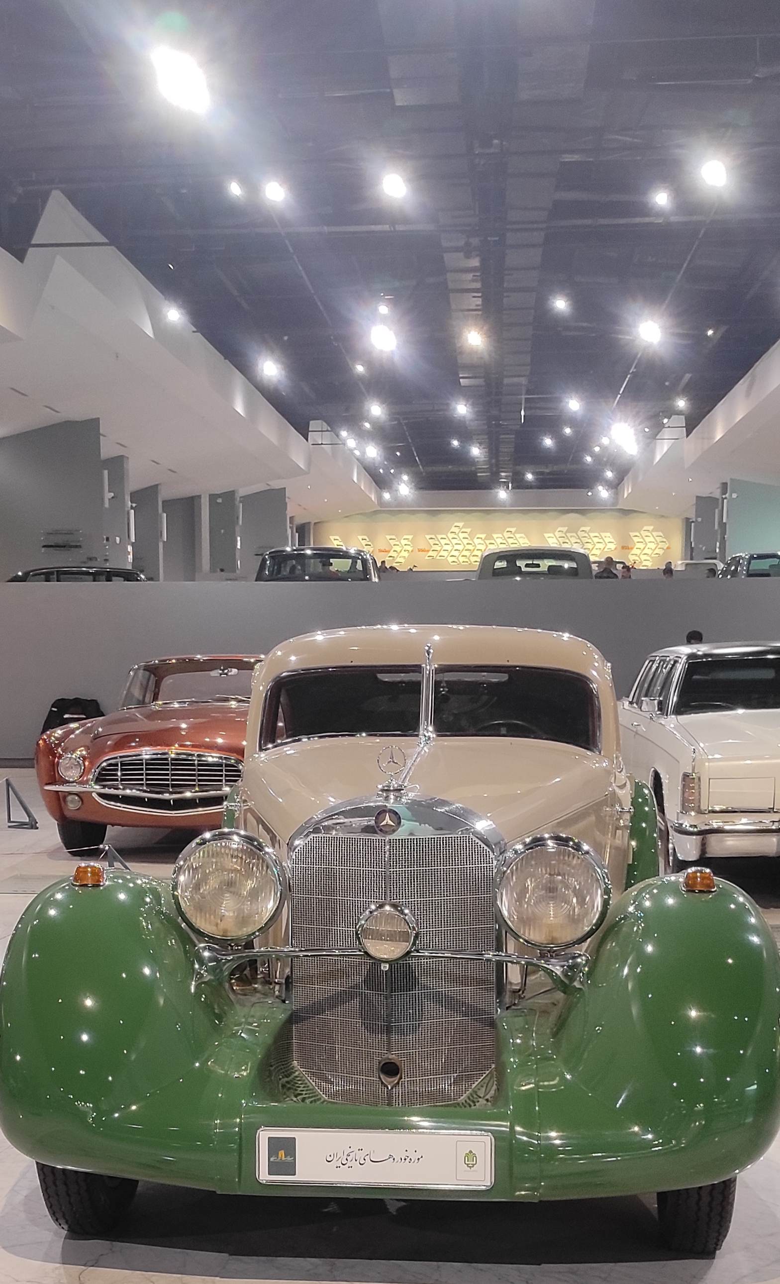 ماشین اهدایی آدولف هیتلر به رضا شاه جهت توسعه روابط دیپلماتیک با ایران پیش از جنگ جهانی دوم - 2