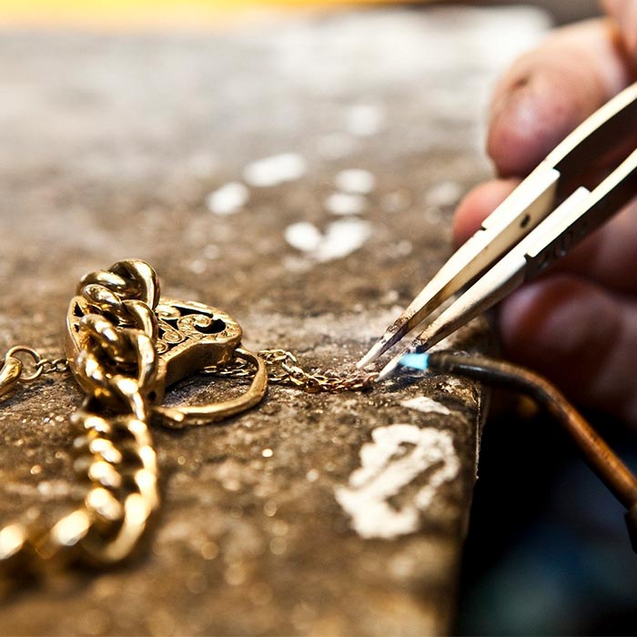 سازندگی طلا