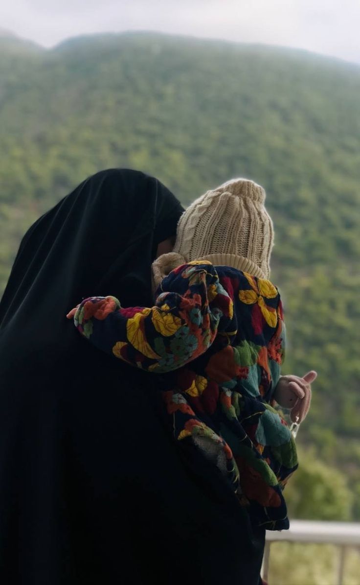 حسن ختام: منو دخترم🥲♥️