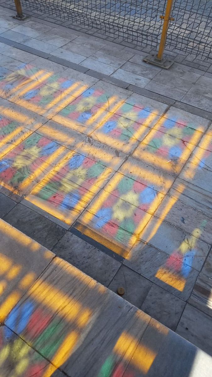 بازی نور و رنگها