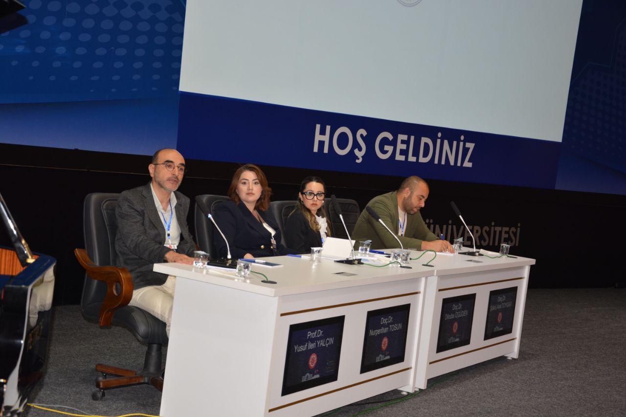 هئیت داوران کنگره بینالمللی