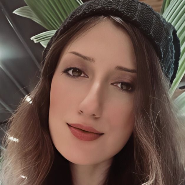 آرزو ثنایی فر