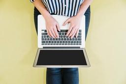 چرا پست خودم را لایک نمی‌کنم؟! 🤫