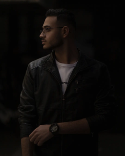 مهدی یادگاری خواننده