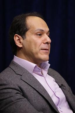 تنظیم هیجان و خویشتن‌داری، دکتر آذرخش مکری