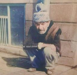 پیرم و گاهی دلم یاد جوانی می کند...