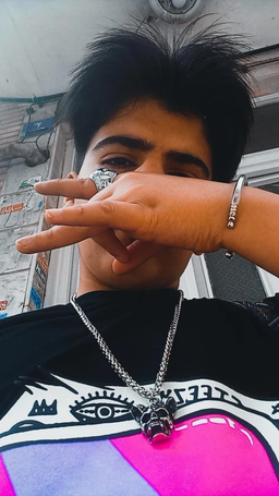 امیر حسین باقری یوتیوبر ایرانی