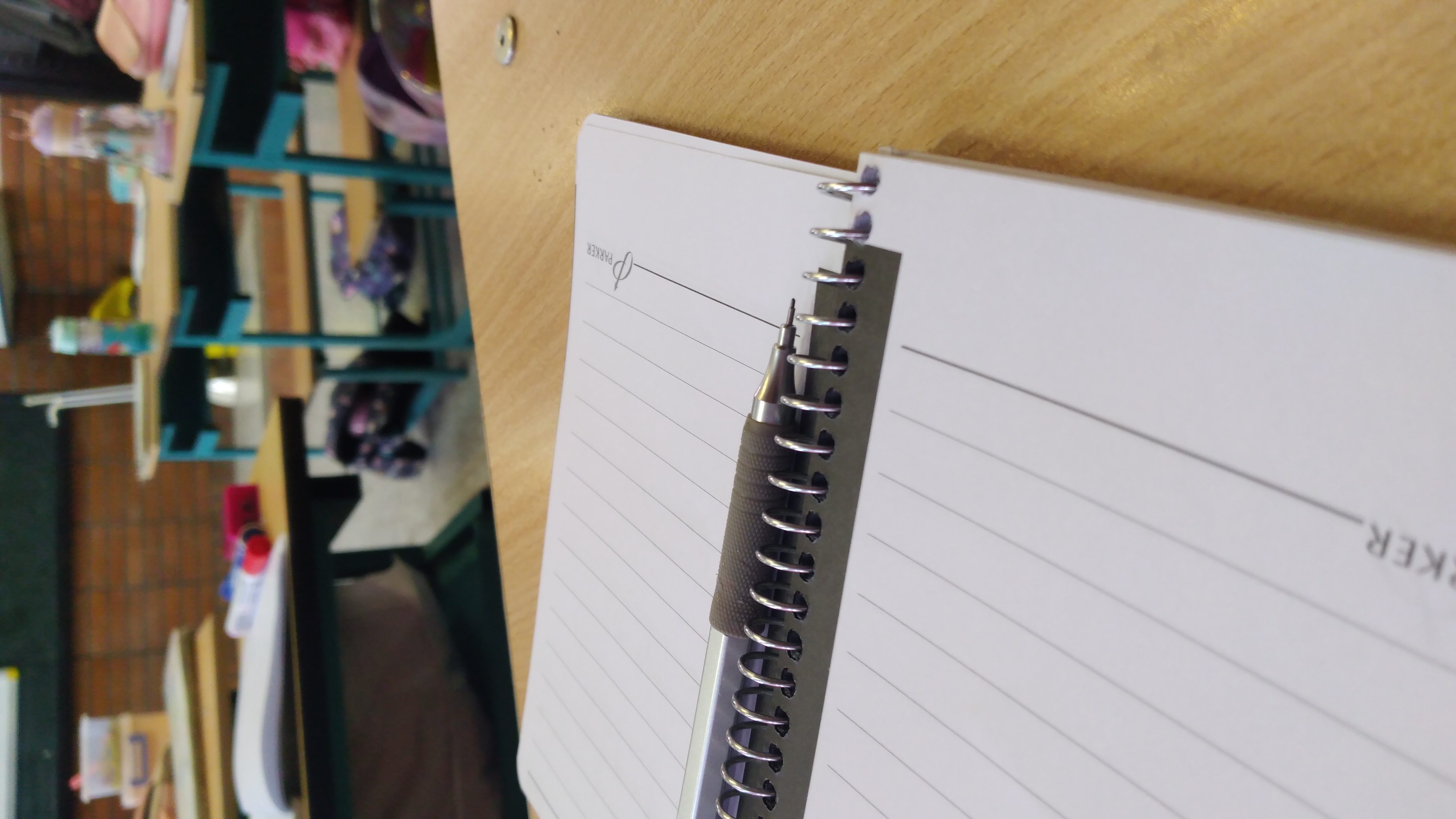 شیشه‌های رنگی