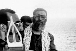 روزنوشت،سیاست‌زده به قولی