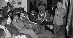 دو روش برای تولید علم