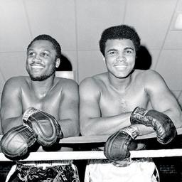 محمدعلی کلی مردی برای تمام دوران