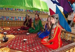 تاریخچه فرش ترکمن