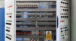 بررسی انواع تابلو برق ساختمان