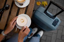 بسیار سفر باید؟