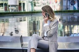 چگونه به عنوان یک درونگرا در کسب و کار موفق شوم؟