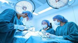 عمل جراحی شقاق مقعدی یا فیشر چگونه است؟ عوارض، هزینه و مراقبت ها