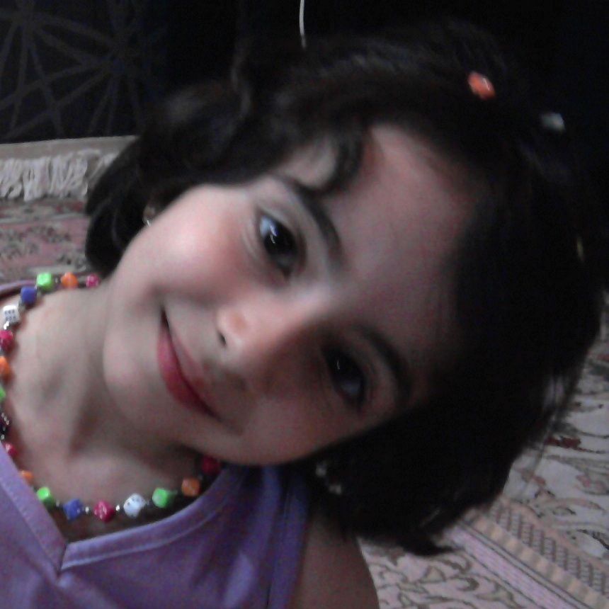 روزی روزگاری . دهه هشتاد . لبخند: واقعی