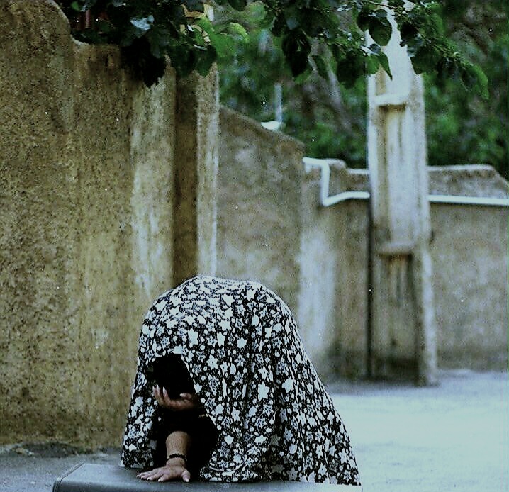 ستارگان خاموشِ تن‌اش