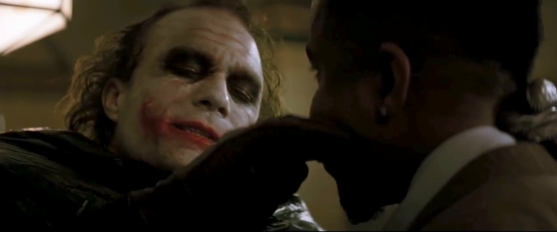 چون دوستش دارم. همیشه داشتم