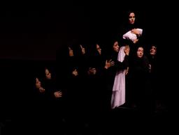 نگاهی به نمایش تونل سفید