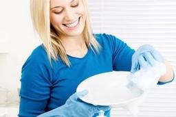 شست و شوی انواع ظروف با جنس‌های مختلف