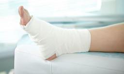 پانسمان زخم پای دیابتی