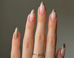 بهترین مدل کاشت ناخن کدام است ؟