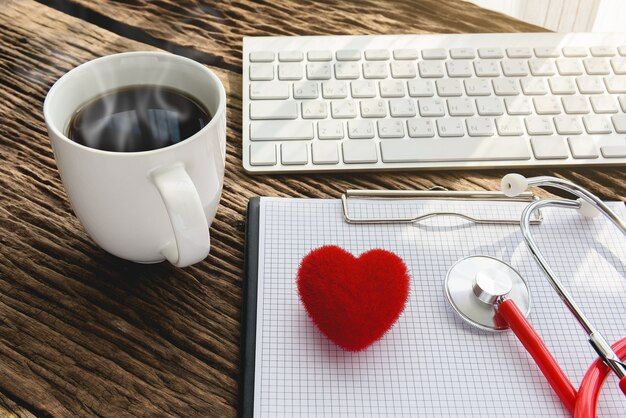 القهوة وتأثيرها على الأوعية الدموية في القلب
