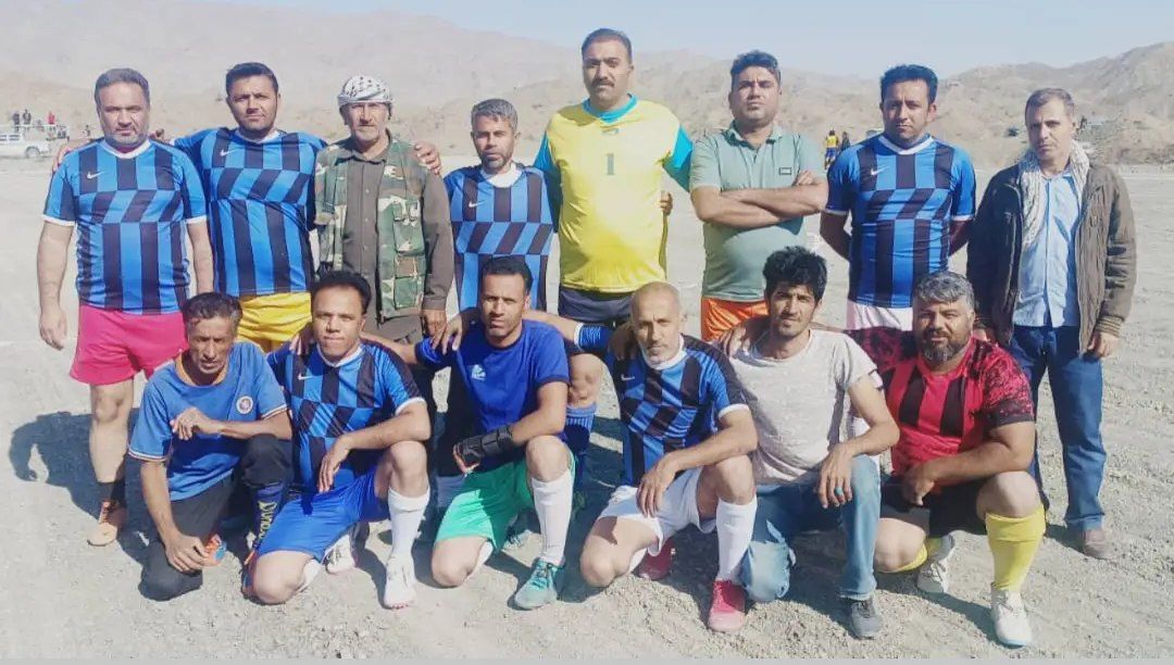 عکس تیمی پیشکسوتان غرب زنگیک