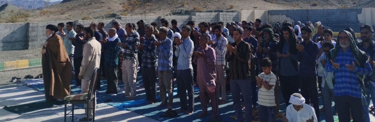 عکس اقامه نماز عید سعید فطر روستای چوخون ۱۴۰۴