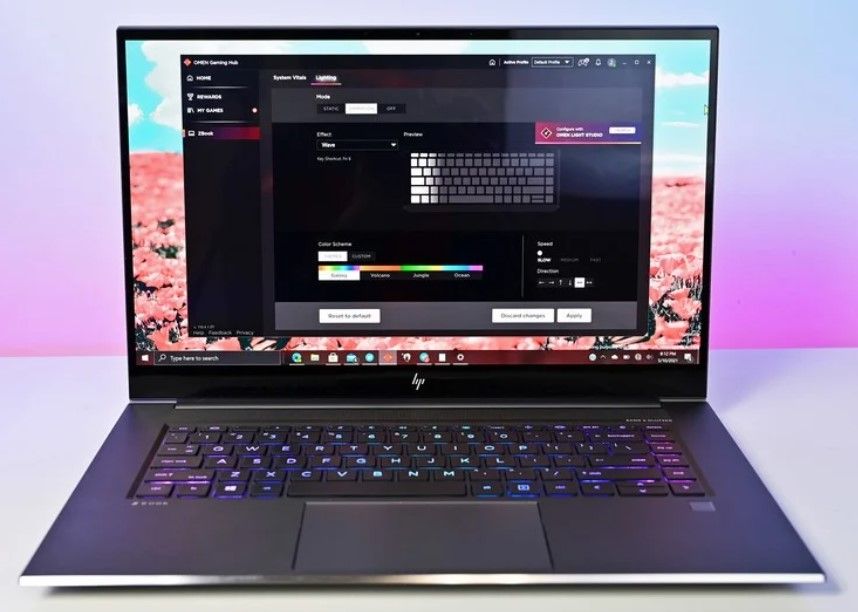 صفحه نمایش لپتاپ HP ZBook studio 15 G8