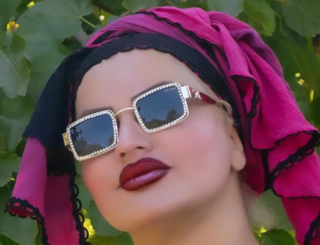 rozita daghlavi nezhad