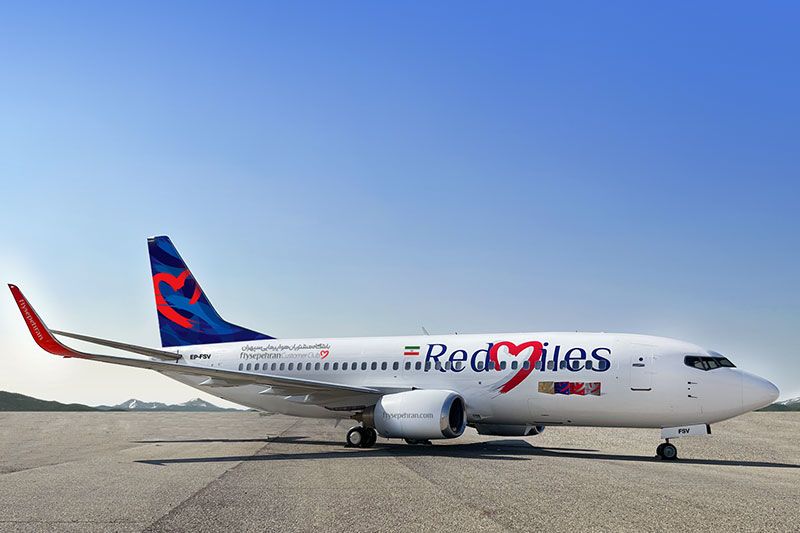 لوگوی RedMiles بر بدنه ویکتور که به افتخار اعضای باشگاه مشتریان انتخاب شده است.