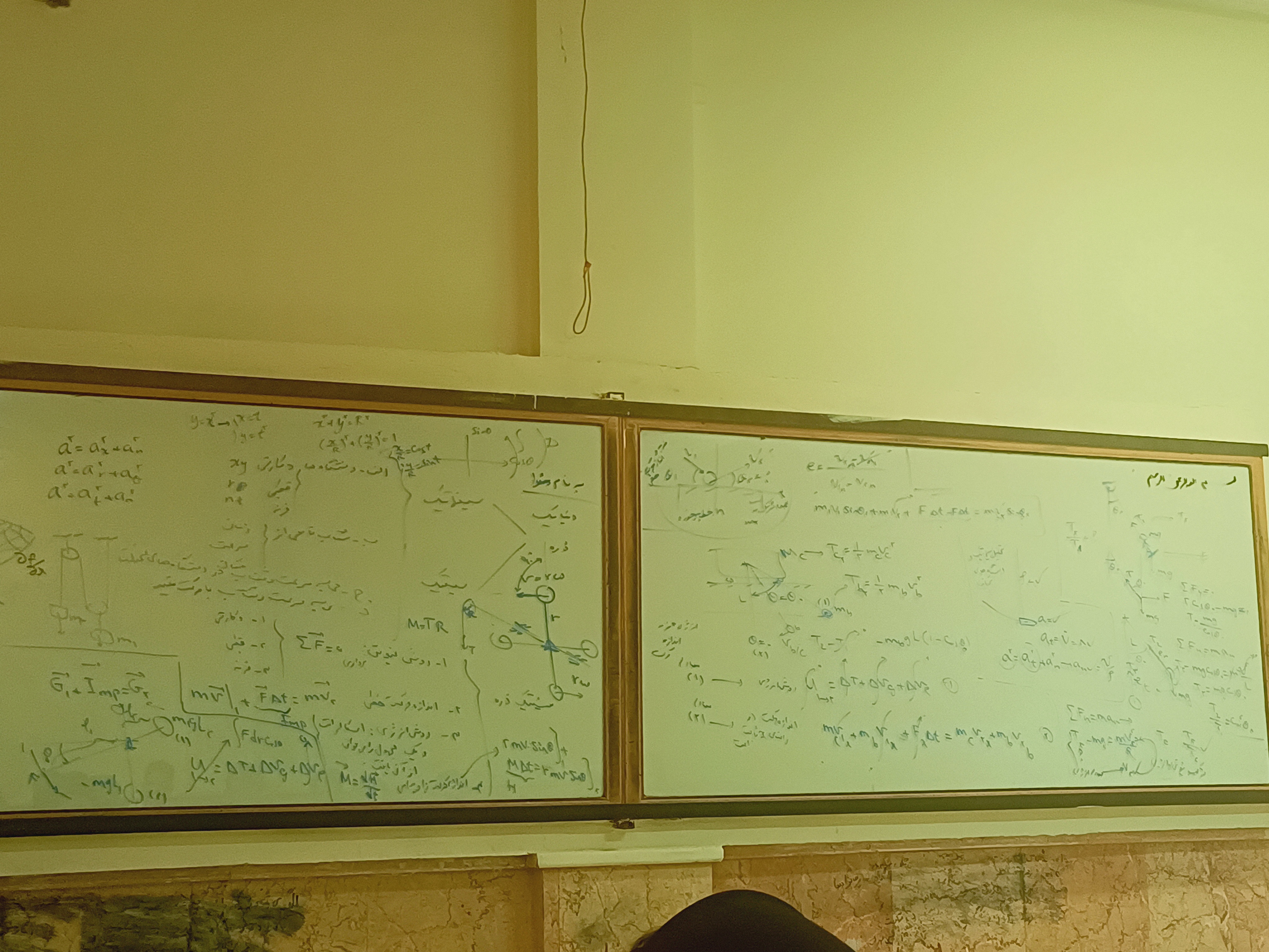 میزان تدریس استادهای مهندسی هوافضا در ده دقیقه:/