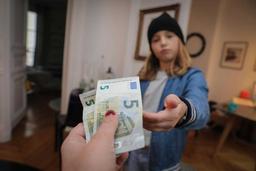 مذاکره موفقیت‌آمیز با والدین برای دریافت پول بیشتر