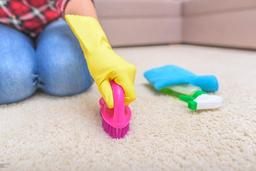 لکه برداری از فرش به کمک قالیشویی مشهد